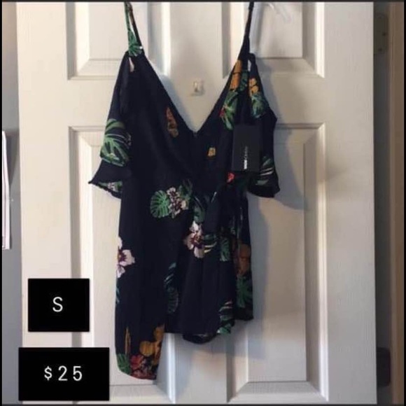 Fashion nova dresses - Picture 4 of 8